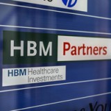HBM erhöht die Dividende