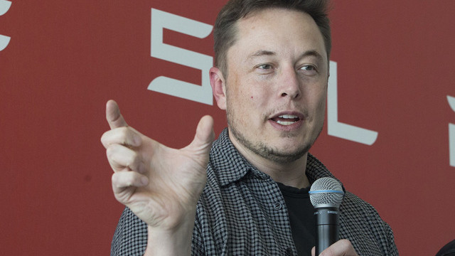 Tesla-CEO Elon Musk soll mit einem Tweet gegen Auflagen verstossen haben.